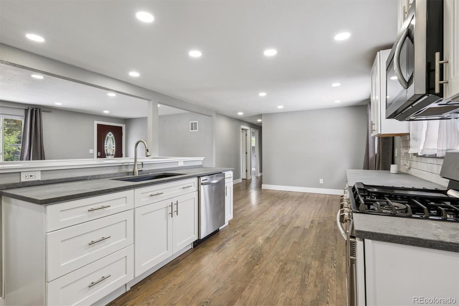 MLS Image #18 for 6560 s washington street,centennial, Colorado