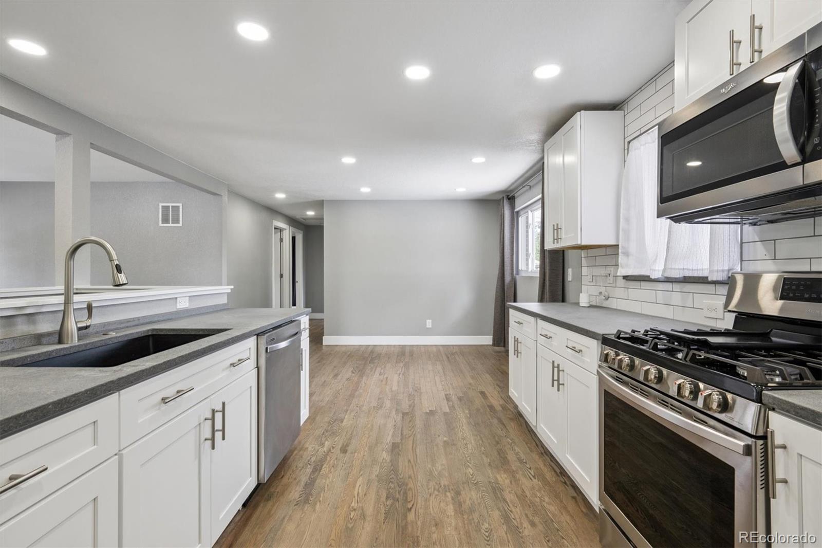 MLS Image #19 for 6560 s washington street,centennial, Colorado