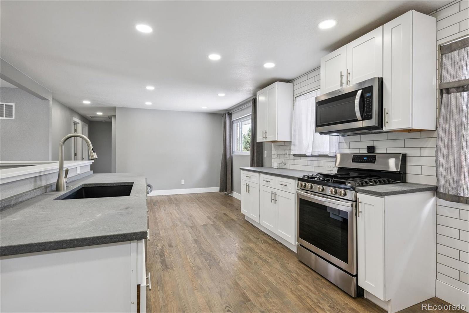 MLS Image #20 for 6560 s washington street,centennial, Colorado