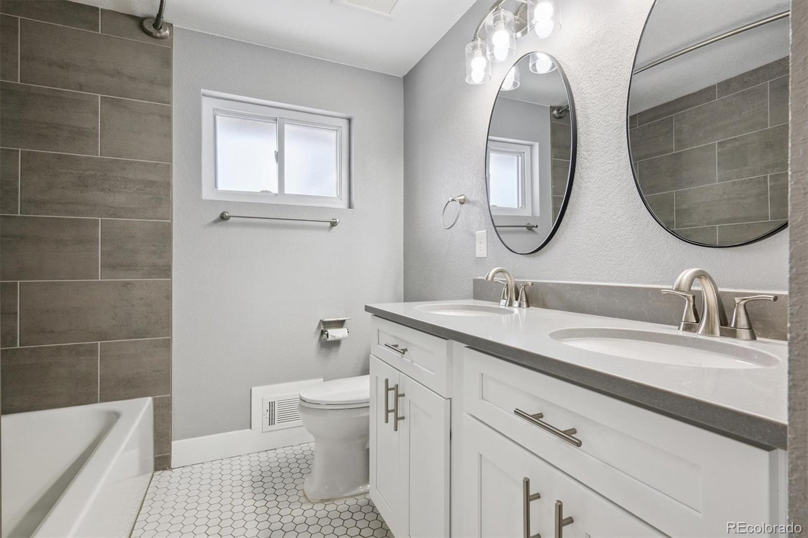 MLS Image #21 for 6560 s washington street,centennial, Colorado