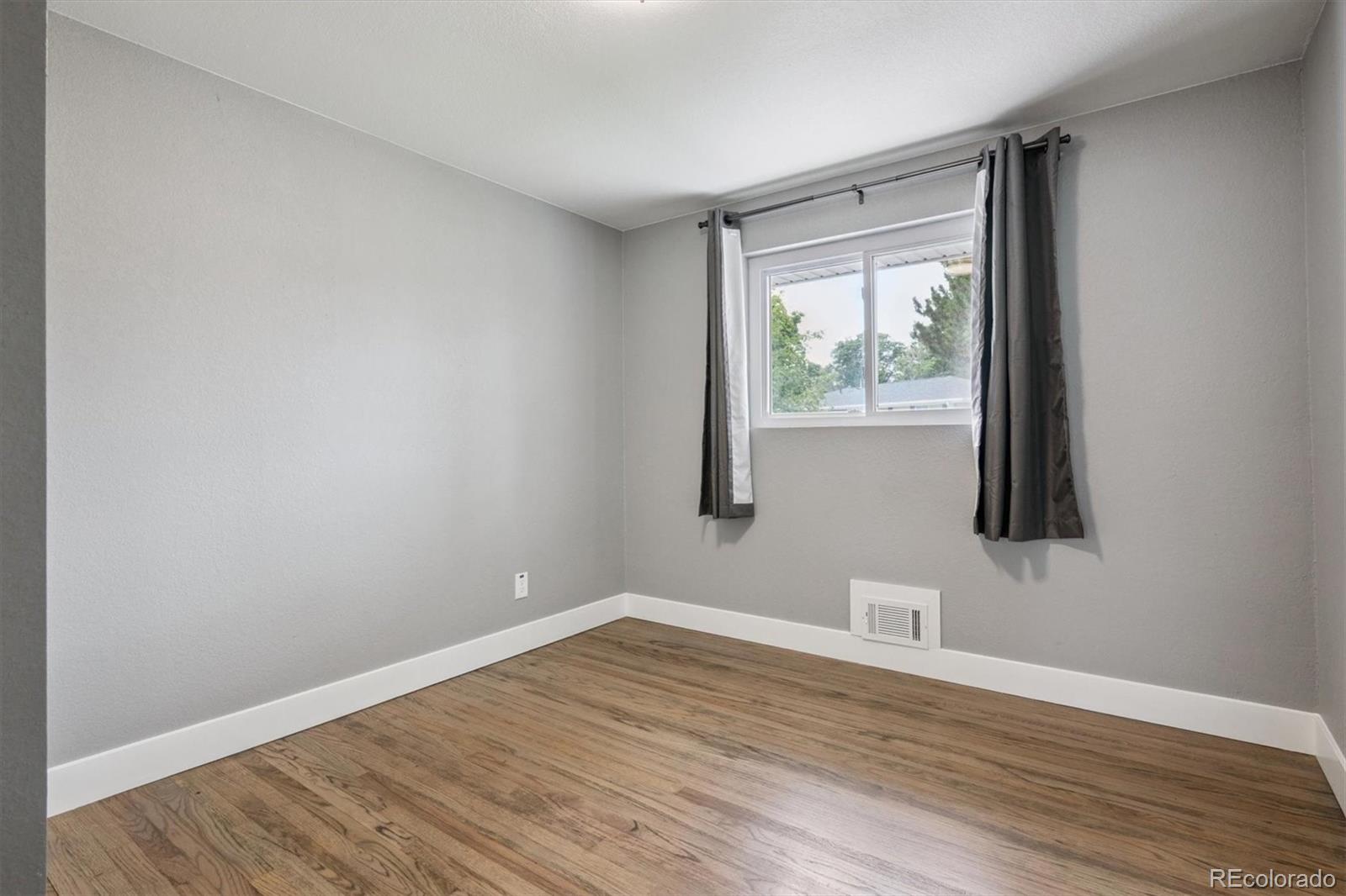 MLS Image #22 for 6560 s washington street,centennial, Colorado