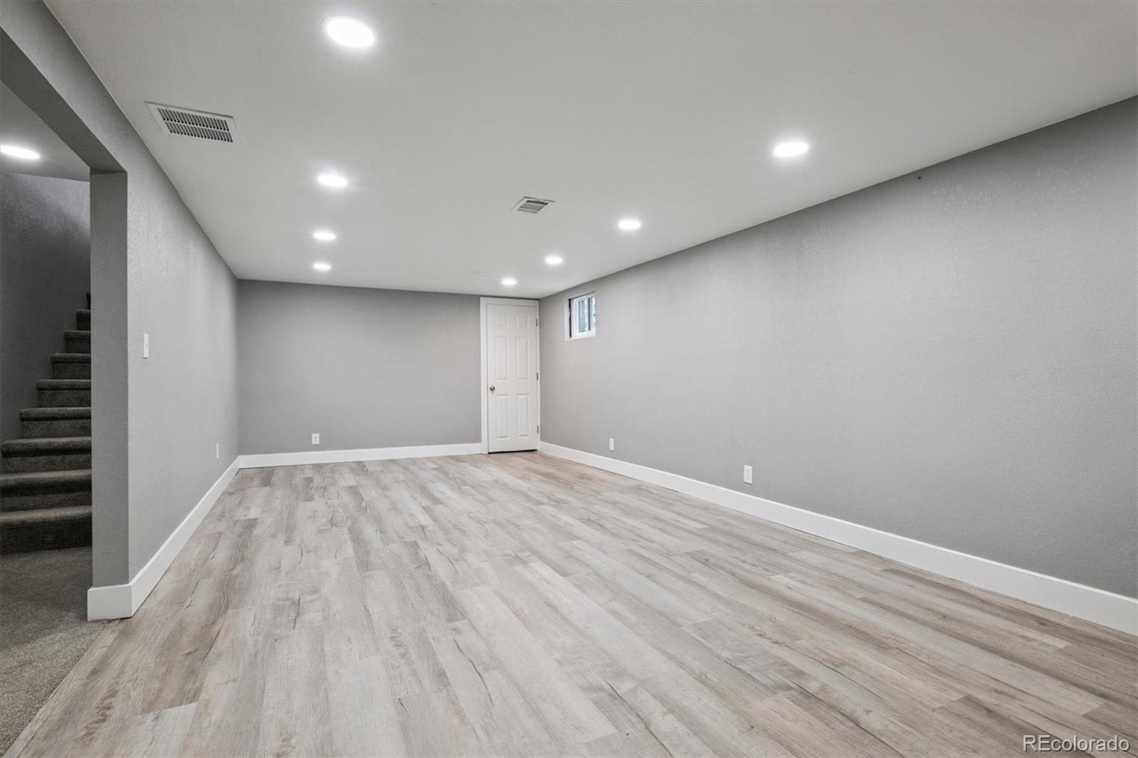 MLS Image #26 for 6560 s washington street,centennial, Colorado