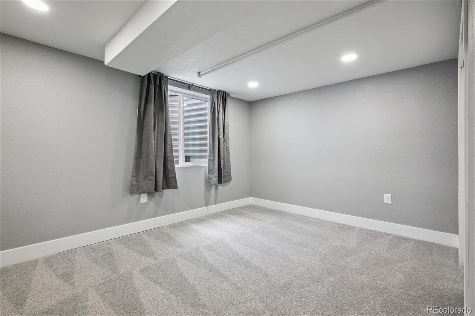 MLS Image #31 for 6560 s washington street,centennial, Colorado