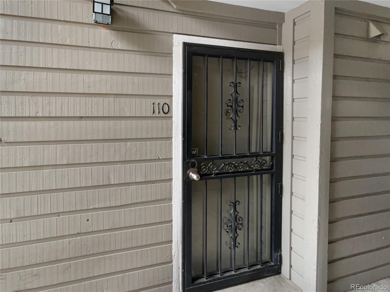 MLS Image #5 for 3100 s federal boulevard,denver, Colorado