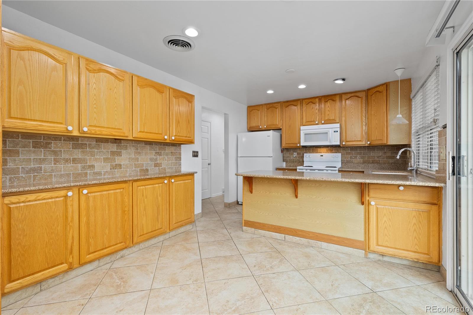 MLS Image #10 for 2776 s helena way,aurora, Colorado