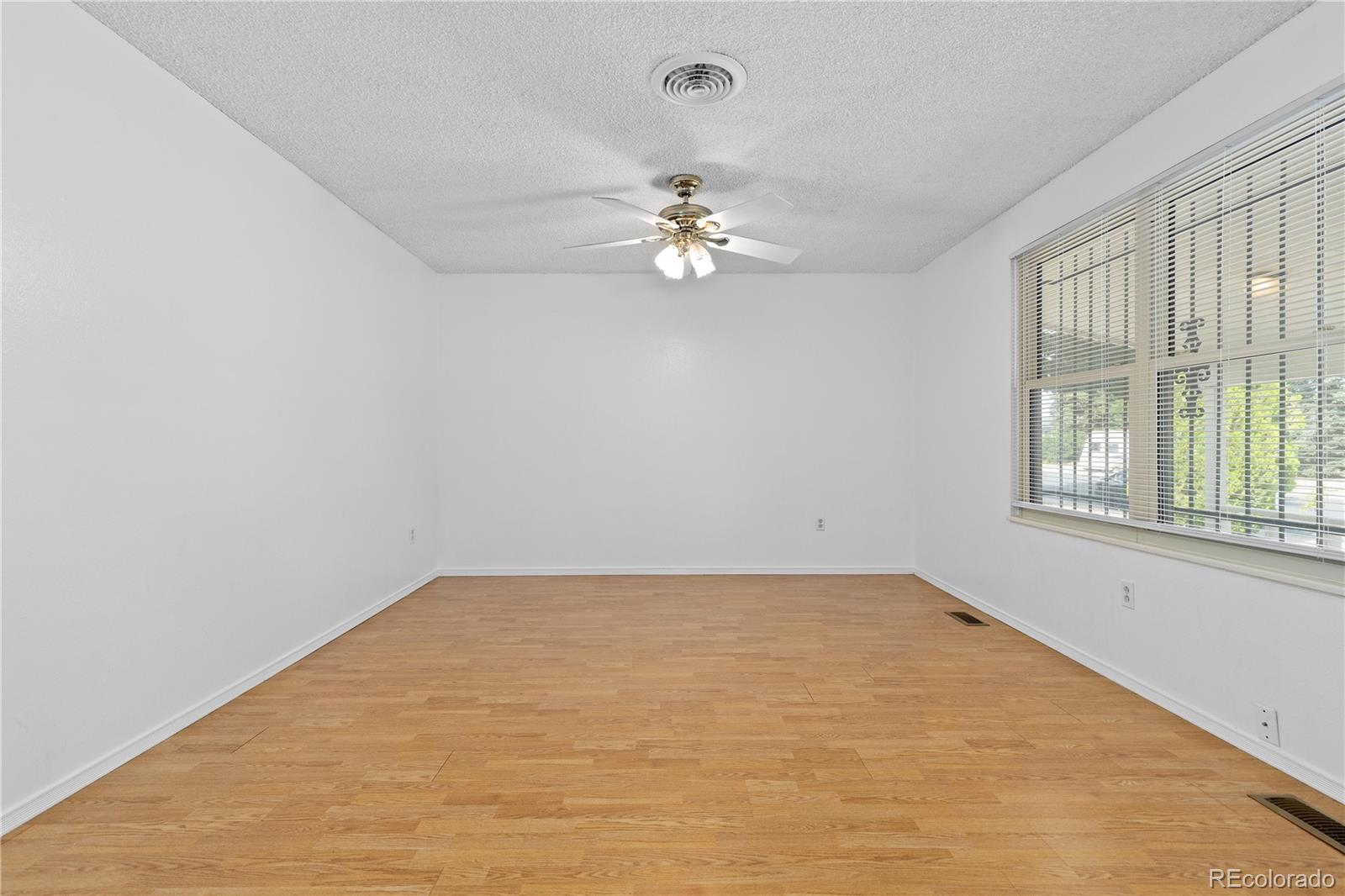 MLS Image #5 for 2776 s helena way,aurora, Colorado