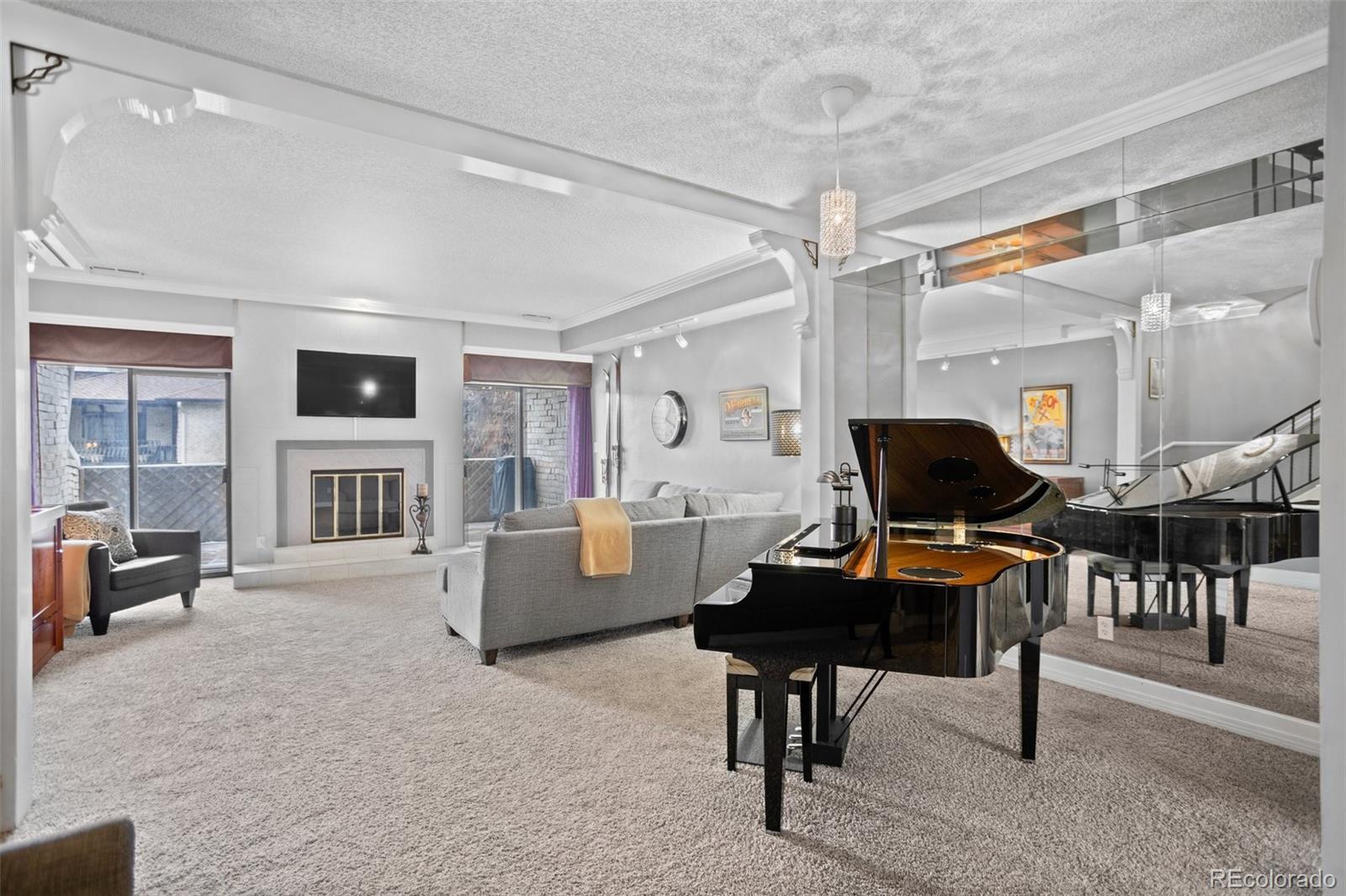 MLS Image #1 for 7201 e quincy avenue,denver, Colorado