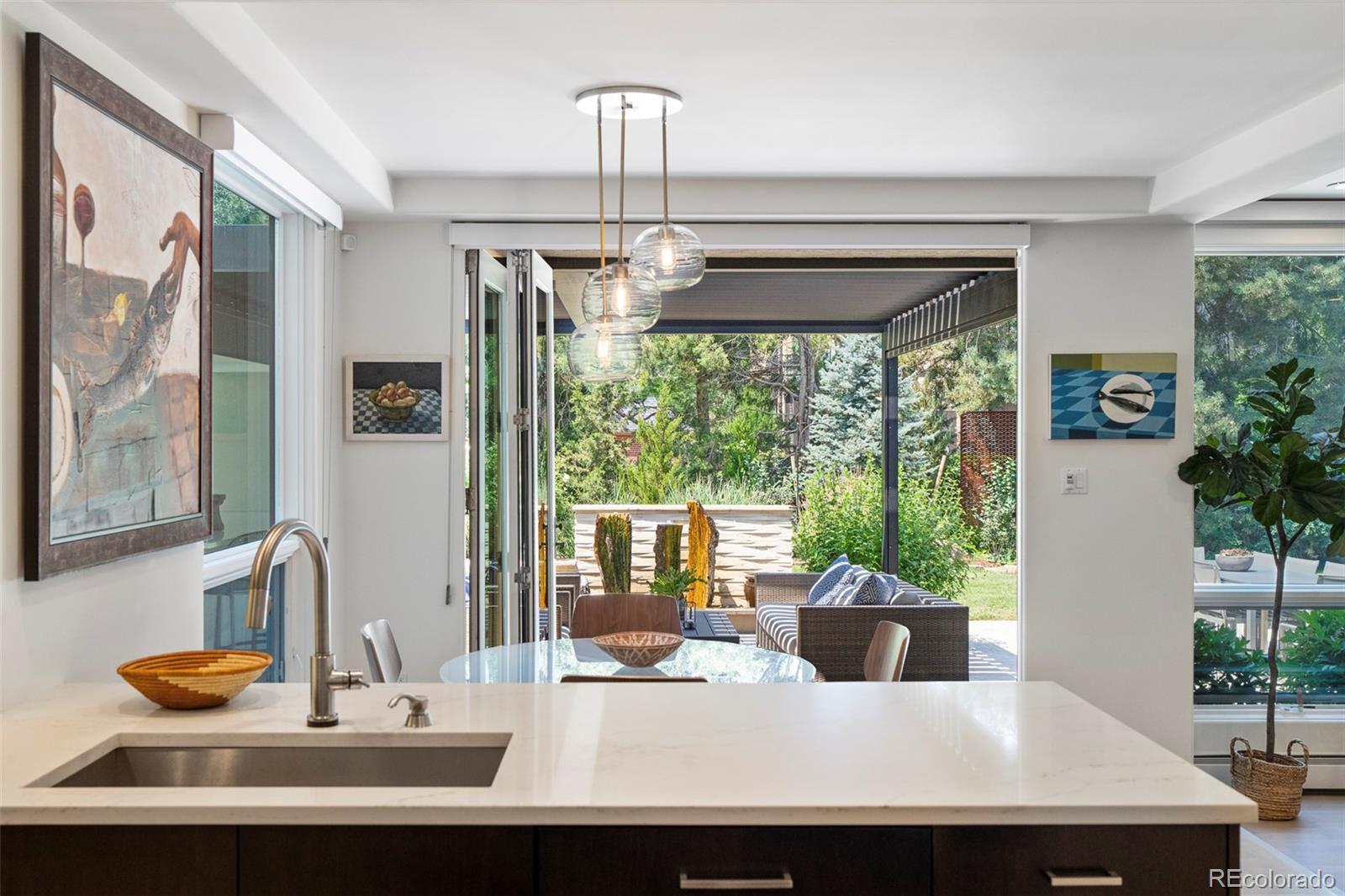 MLS Image #14 for 25 s fairfax street,denver, Colorado