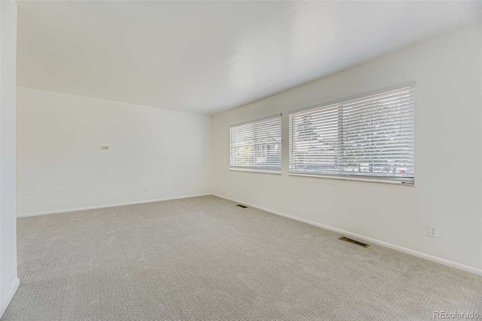 MLS Image #14 for 8150 e linvale place,denver, Colorado