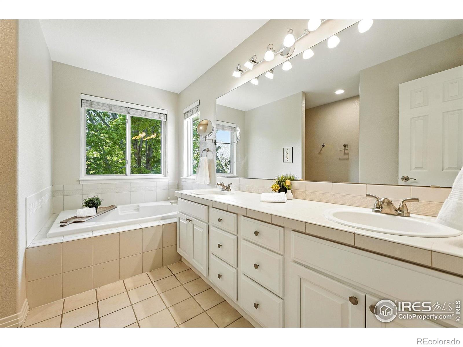 MLS Image #21 for 1380  northpark drive,lafayette, Colorado