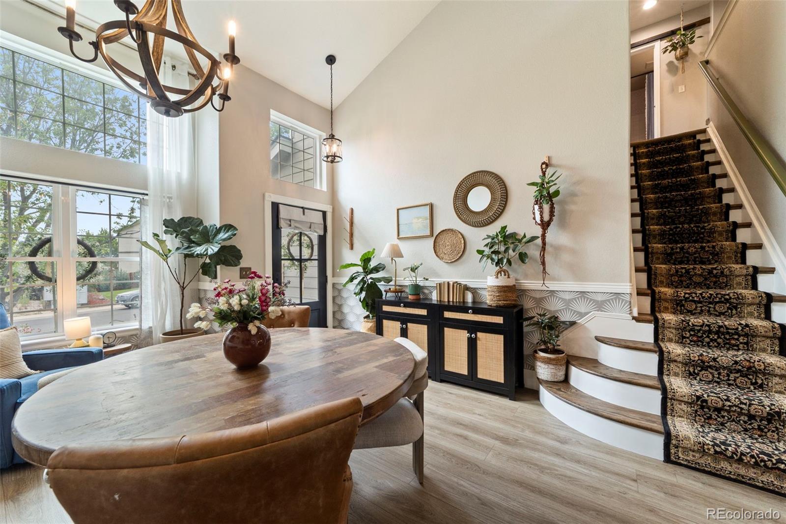 MLS Image #3 for 19101 e crestridge circle,aurora, Colorado