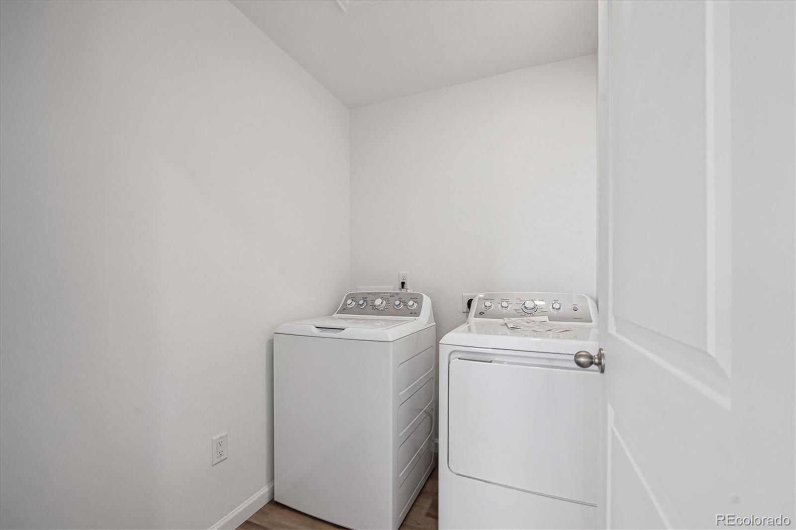 MLS Image #12 for 4692  short horn drive,johnstown, Colorado