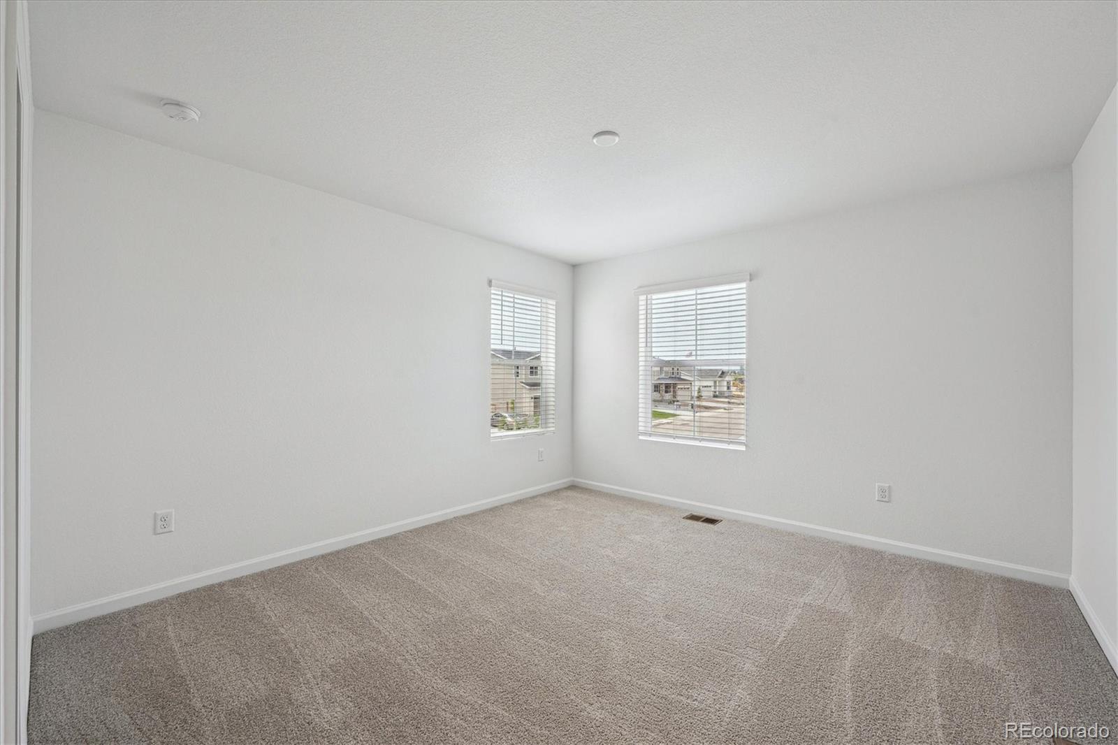 MLS Image #15 for 4692  short horn drive,johnstown, Colorado
