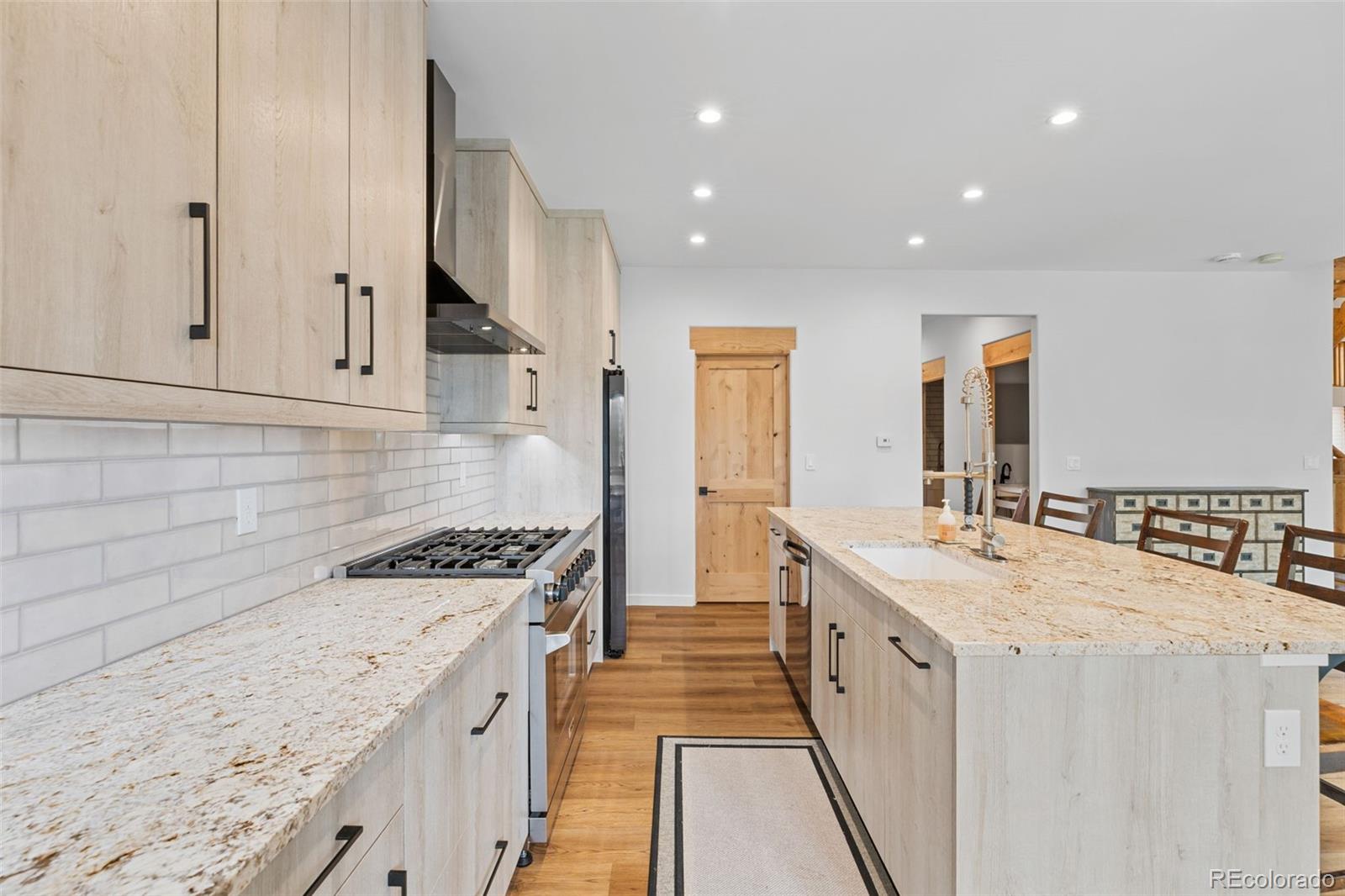 MLS Image #13 for 28776  summit ranch drive,golden, Colorado