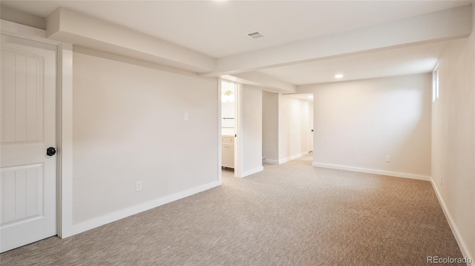 MLS Image #16 for 941  bronco road,denver, Colorado