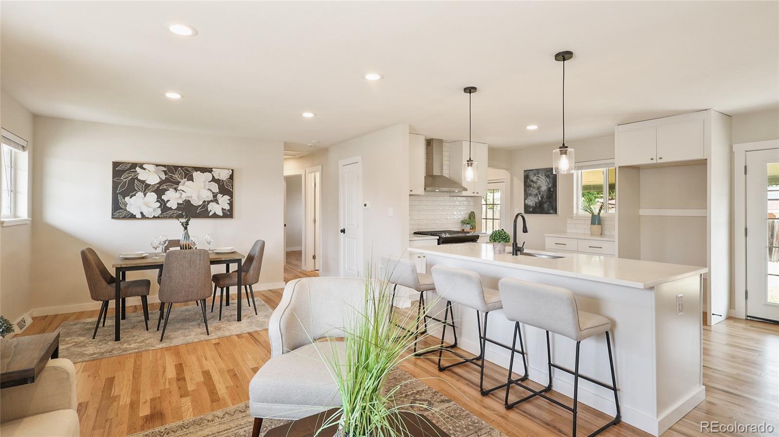 MLS Image #2 for 941  bronco road,denver, Colorado