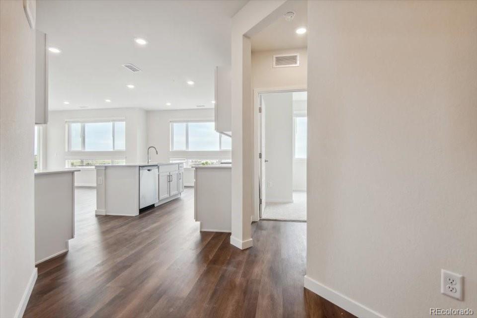 MLS Image #2 for 485  interlocken boulevard,broomfield, Colorado