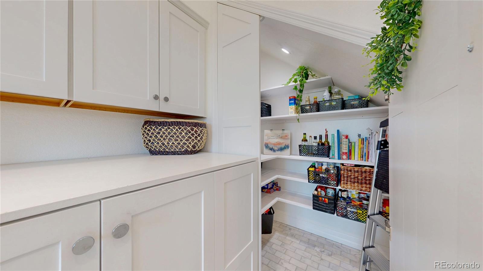 MLS Image #24 for 33530  greystone circle,elizabeth, Colorado