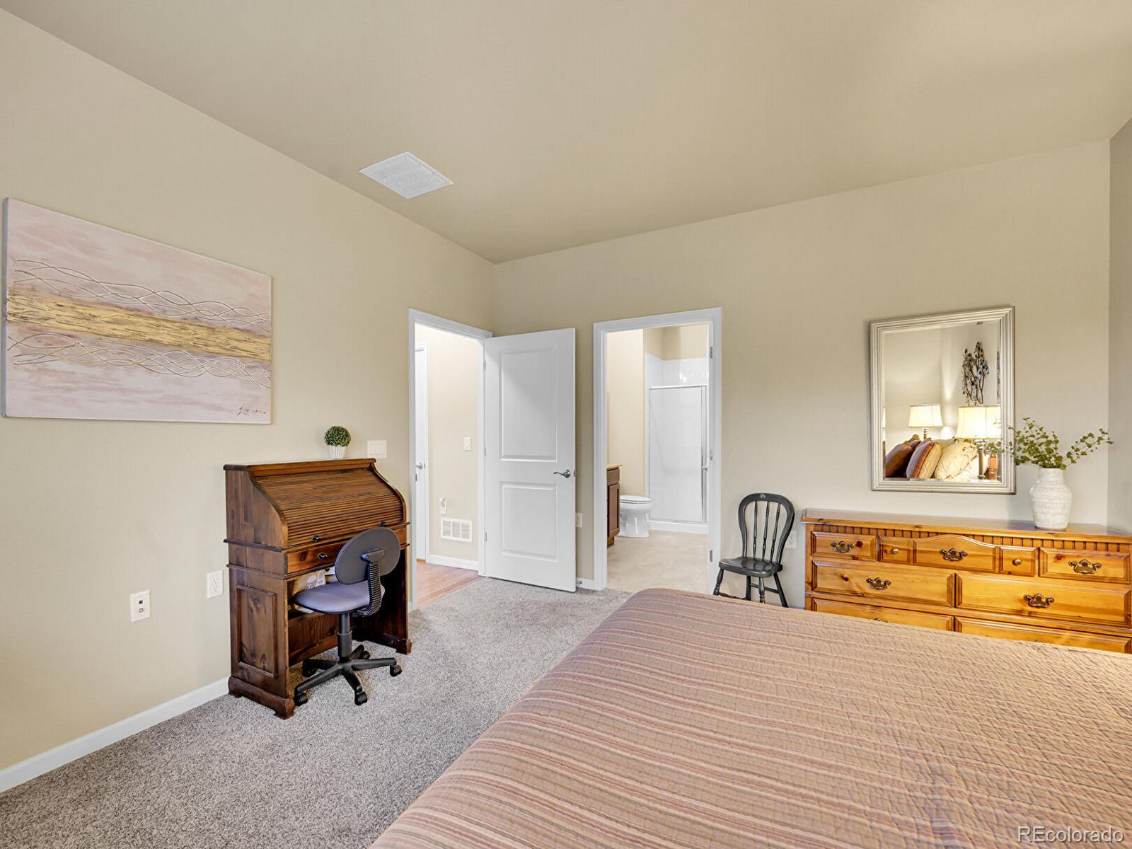 MLS Image #17 for 1979 s flanders way,aurora, Colorado