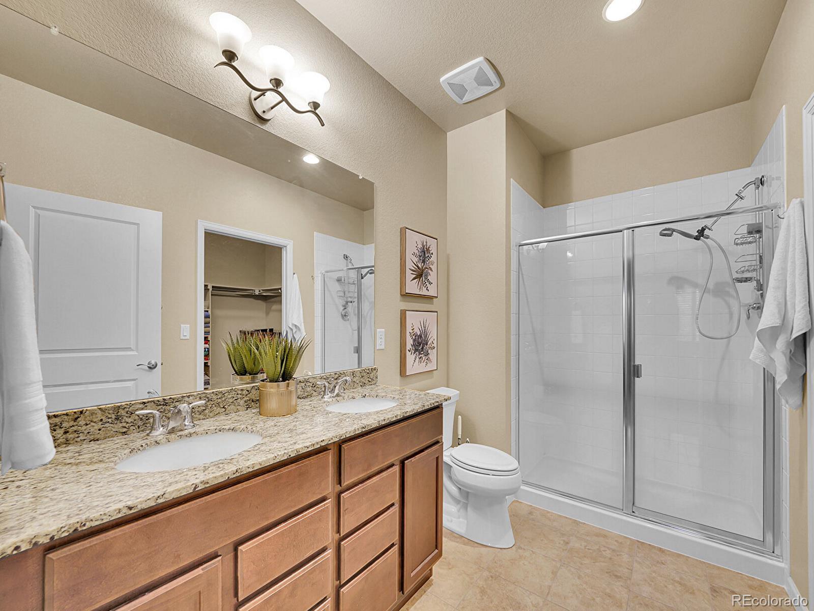 MLS Image #18 for 1979 s flanders way,aurora, Colorado