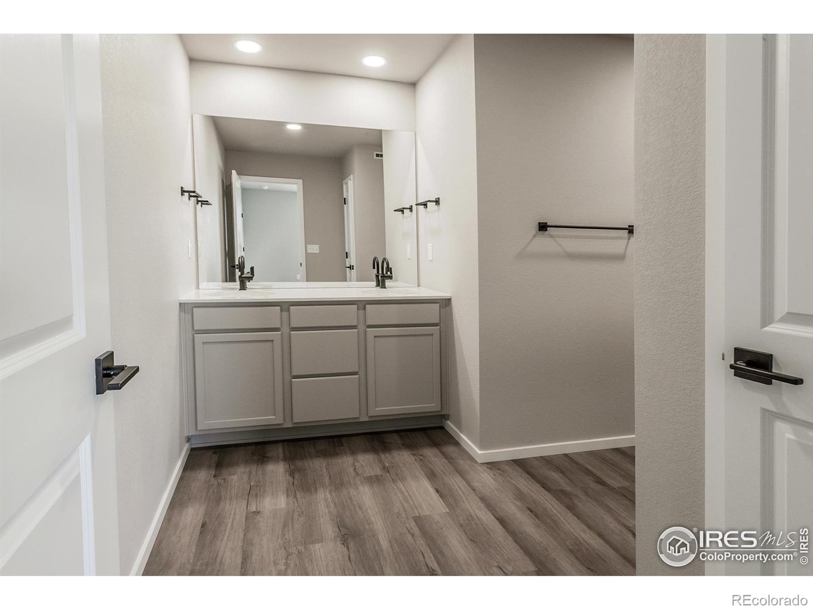 MLS Image #21 for 1610  sunflower way,johnstown, Colorado