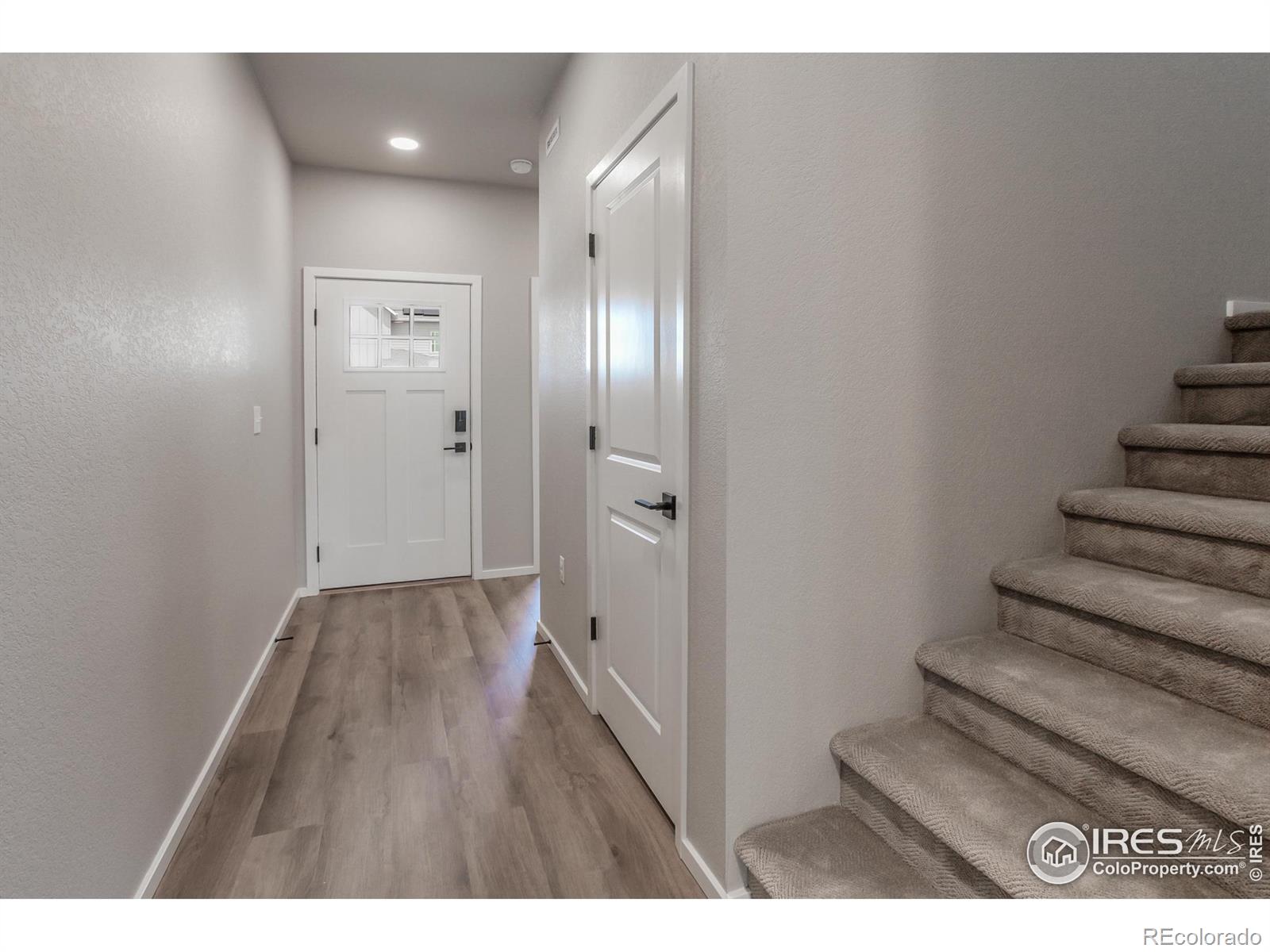 MLS Image #4 for 1610  sunflower way,johnstown, Colorado