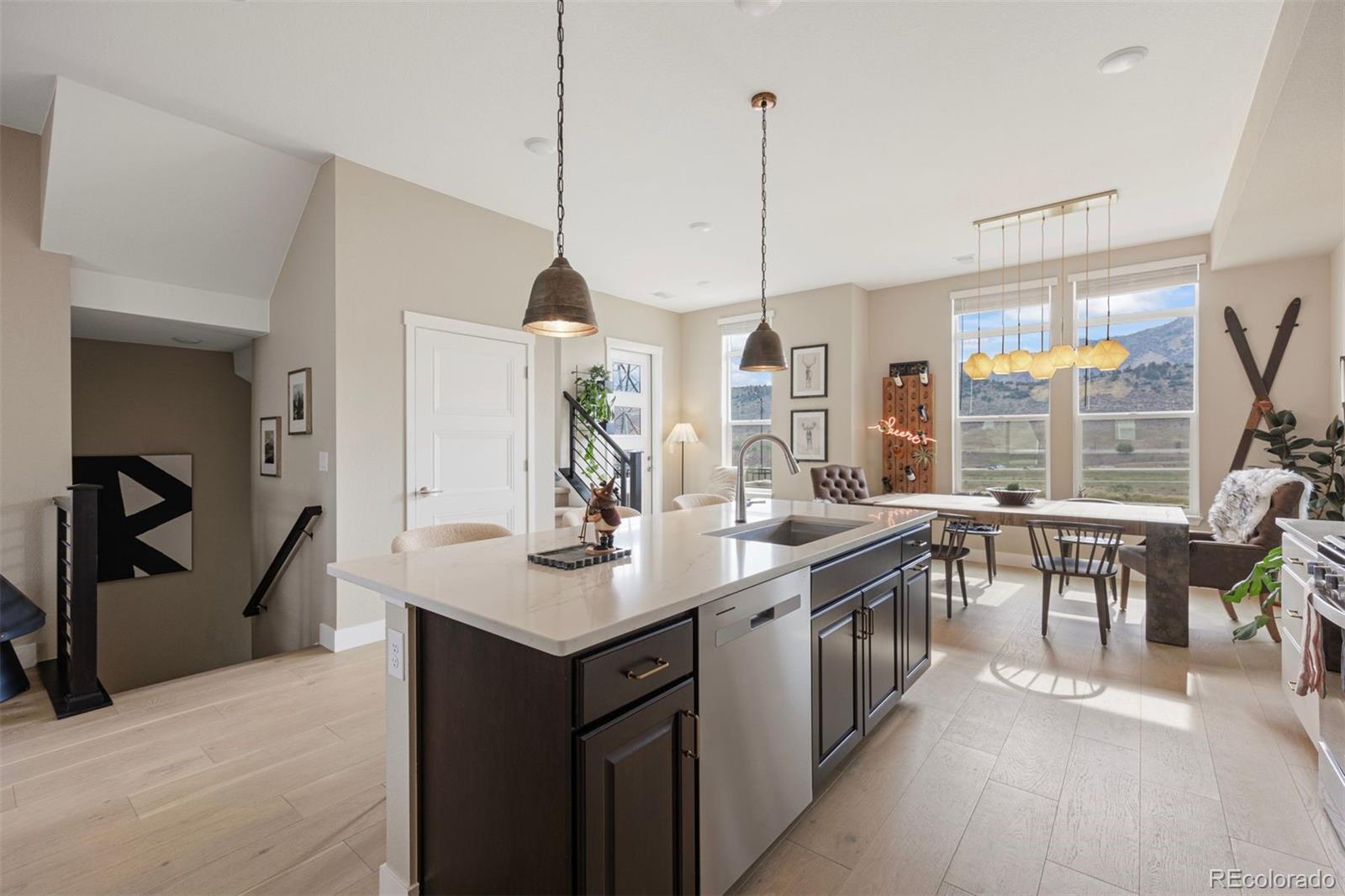 MLS Image #10 for 2250 s mcintyre street,lakewood, Colorado