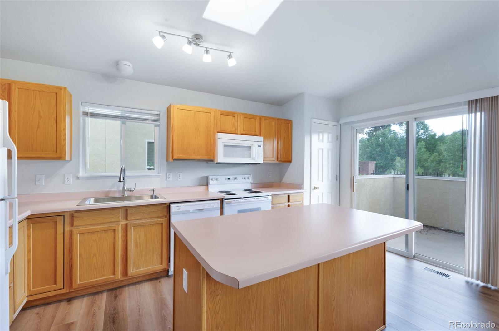 MLS Image #14 for 3305  chestnut glen lane,colorado springs, Colorado