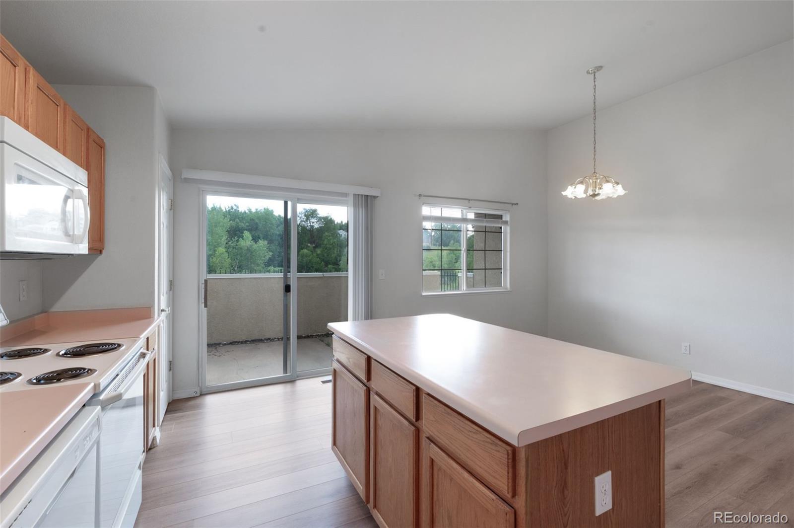 MLS Image #16 for 3305  chestnut glen lane,colorado springs, Colorado