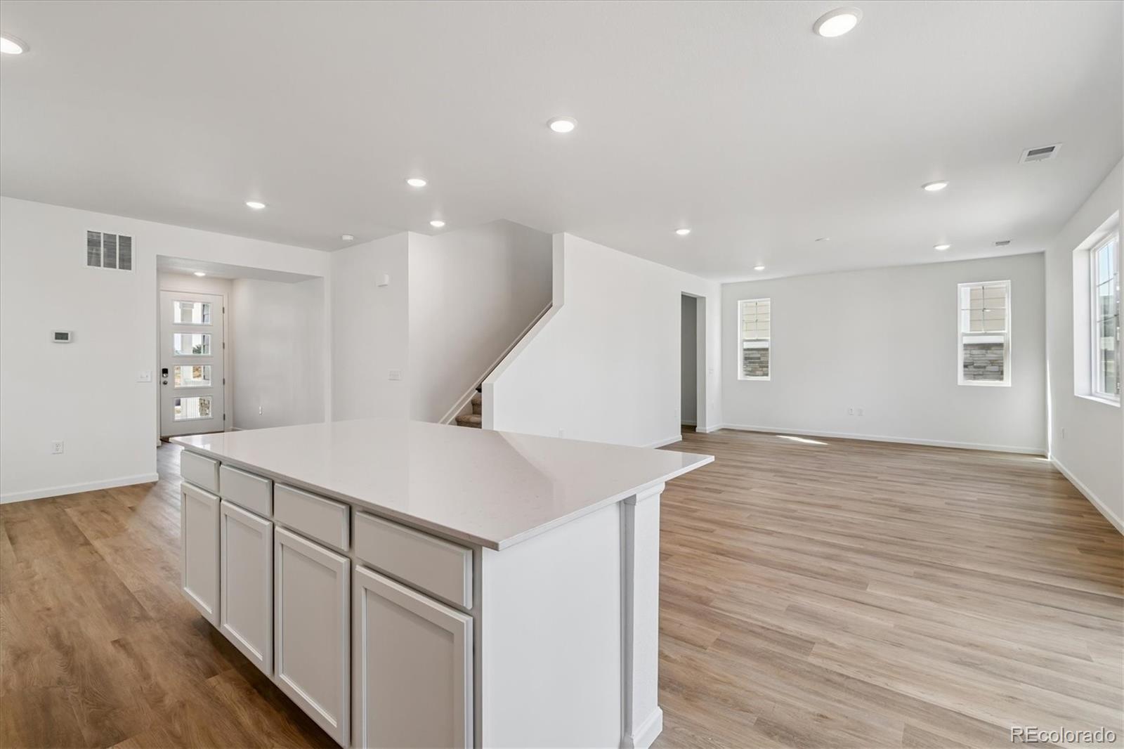 MLS Image #12 for 469 s salida street,aurora, Colorado