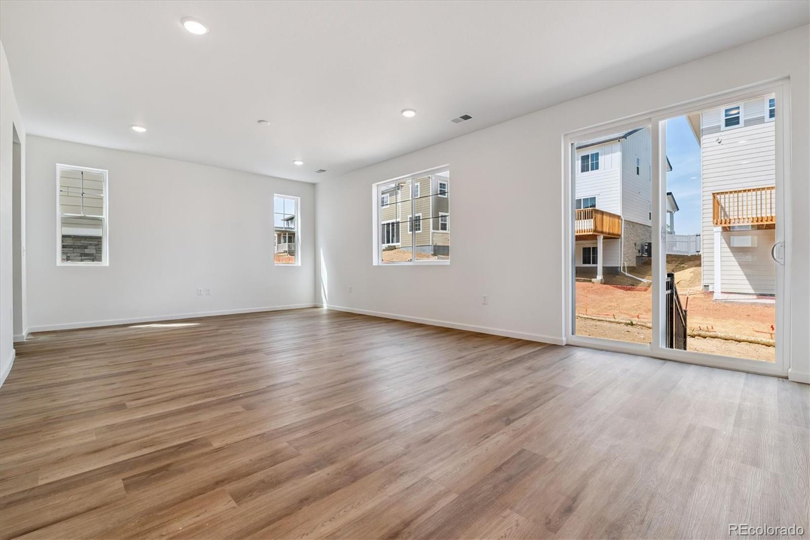 MLS Image #13 for 469 s salida street,aurora, Colorado