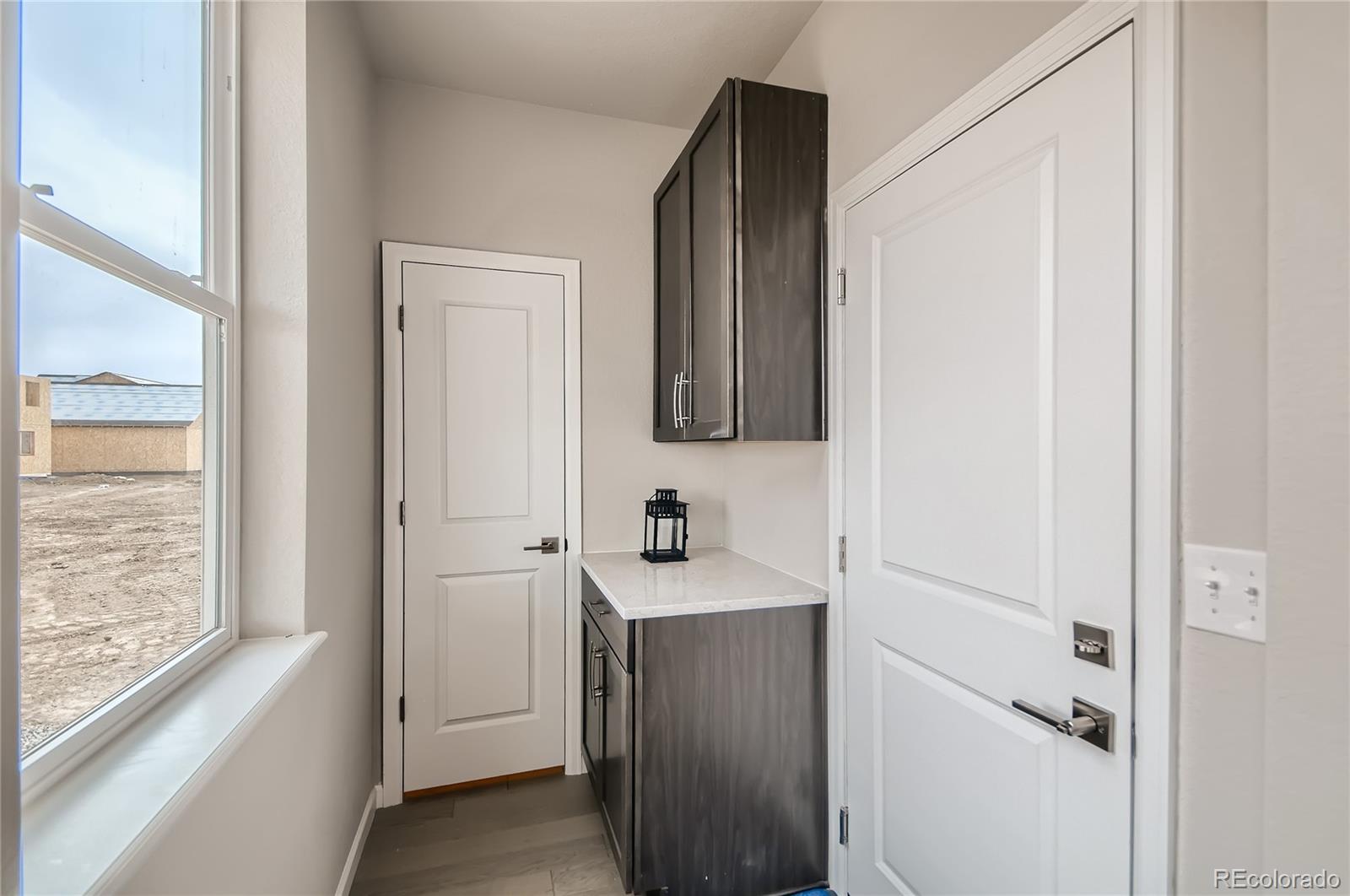 MLS Image #13 for 54930 e 28th place,strasburg, Colorado
