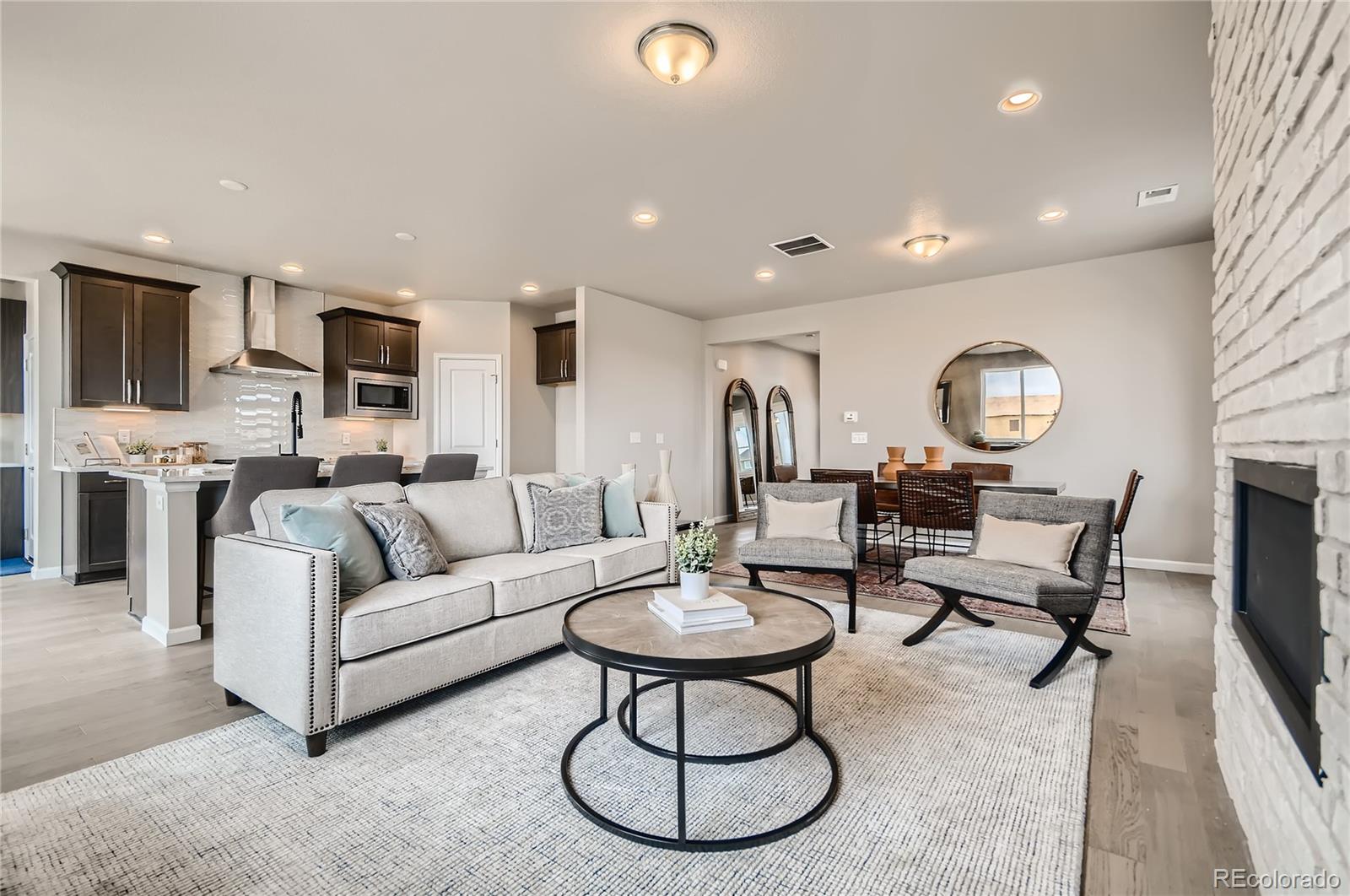 MLS Image #2 for 54930 e 28th place,strasburg, Colorado