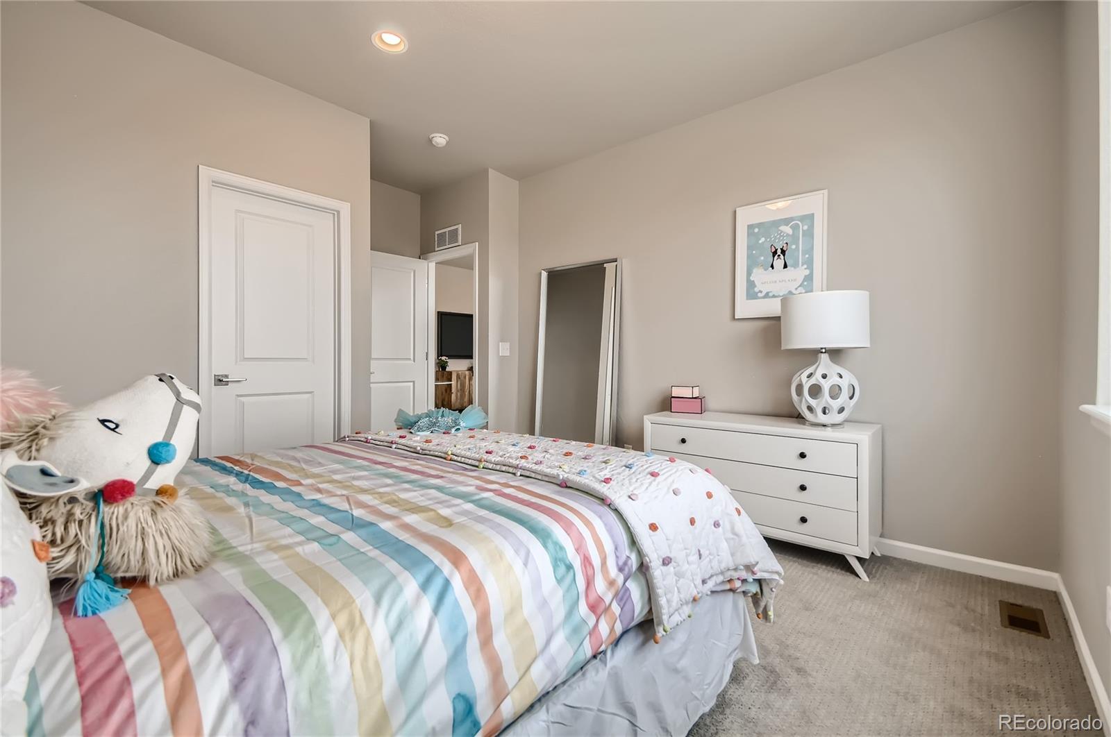 MLS Image #25 for 54930 e 28th place,strasburg, Colorado