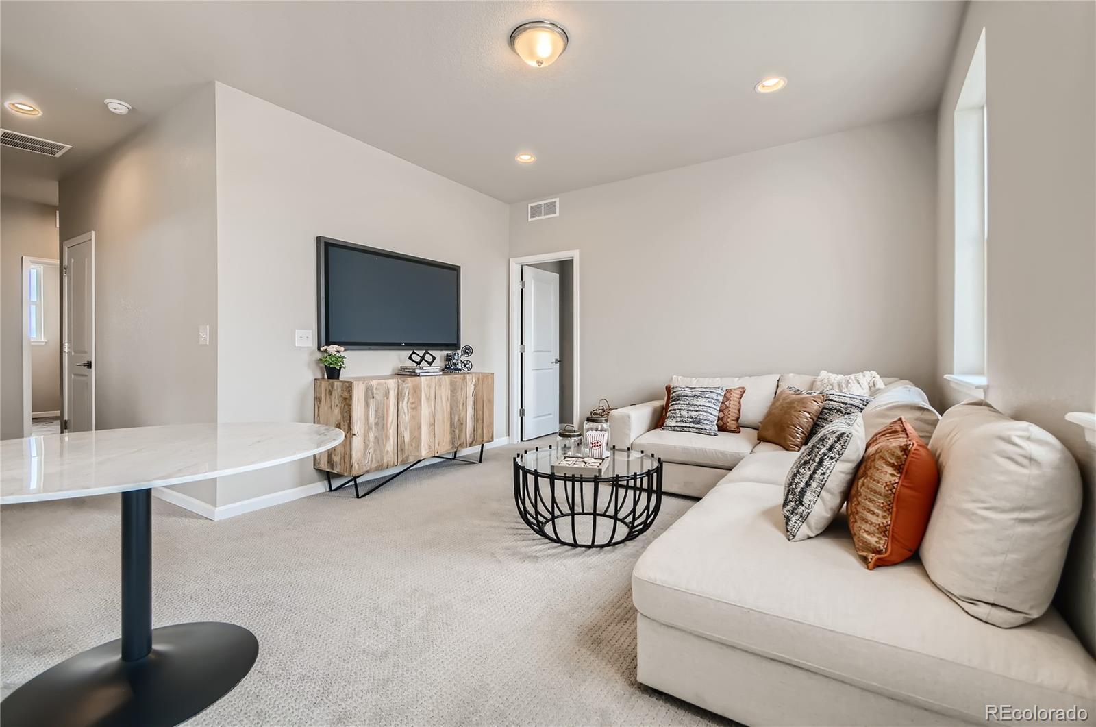 MLS Image #34 for 54930 e 28th place,strasburg, Colorado
