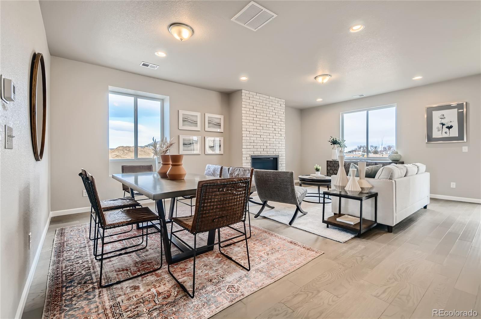 MLS Image #5 for 54930 e 28th place,strasburg, Colorado