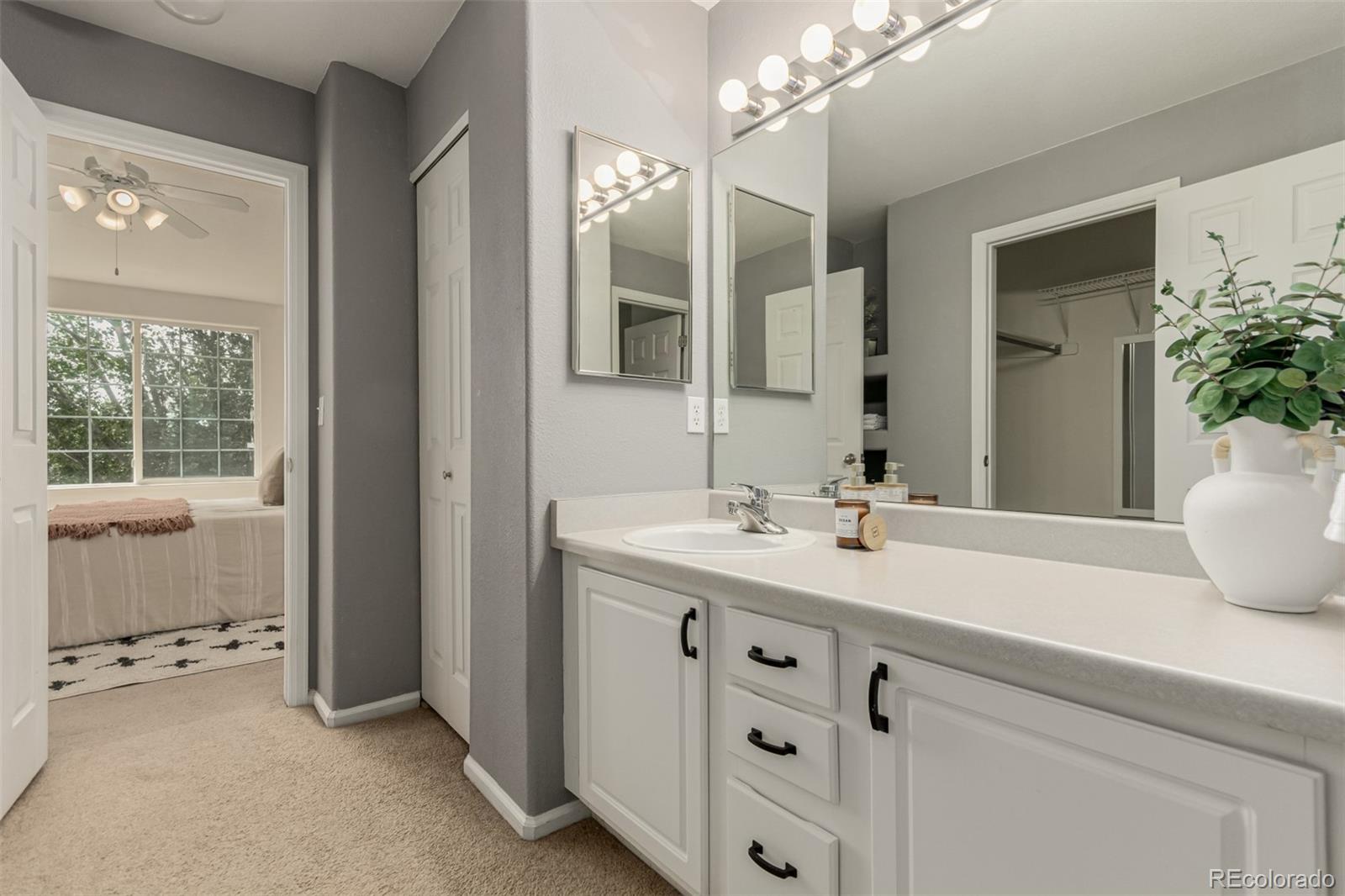 MLS Image #19 for 9550 e florida avenue,denver, Colorado