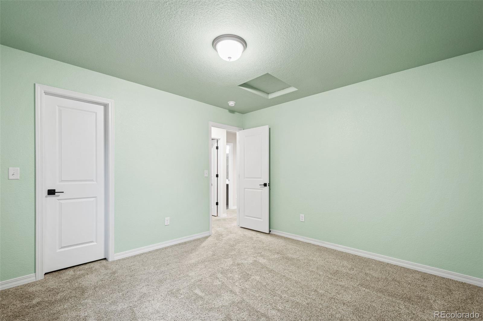 MLS Image #32 for 8340  graphite drive,colorado springs, Colorado
