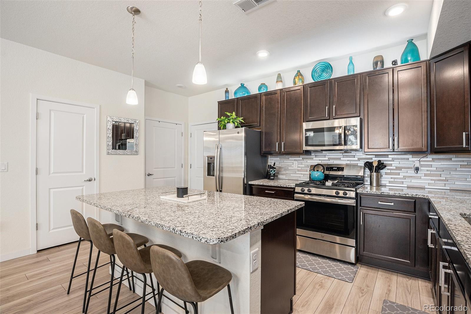 MLS Image #6 for 857 e 98th avenue,thornton, Colorado