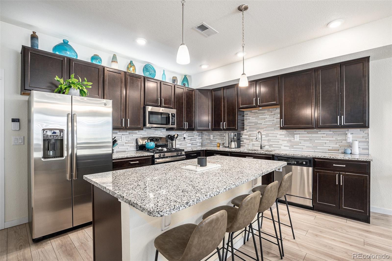 MLS Image #7 for 857 e 98th avenue,thornton, Colorado