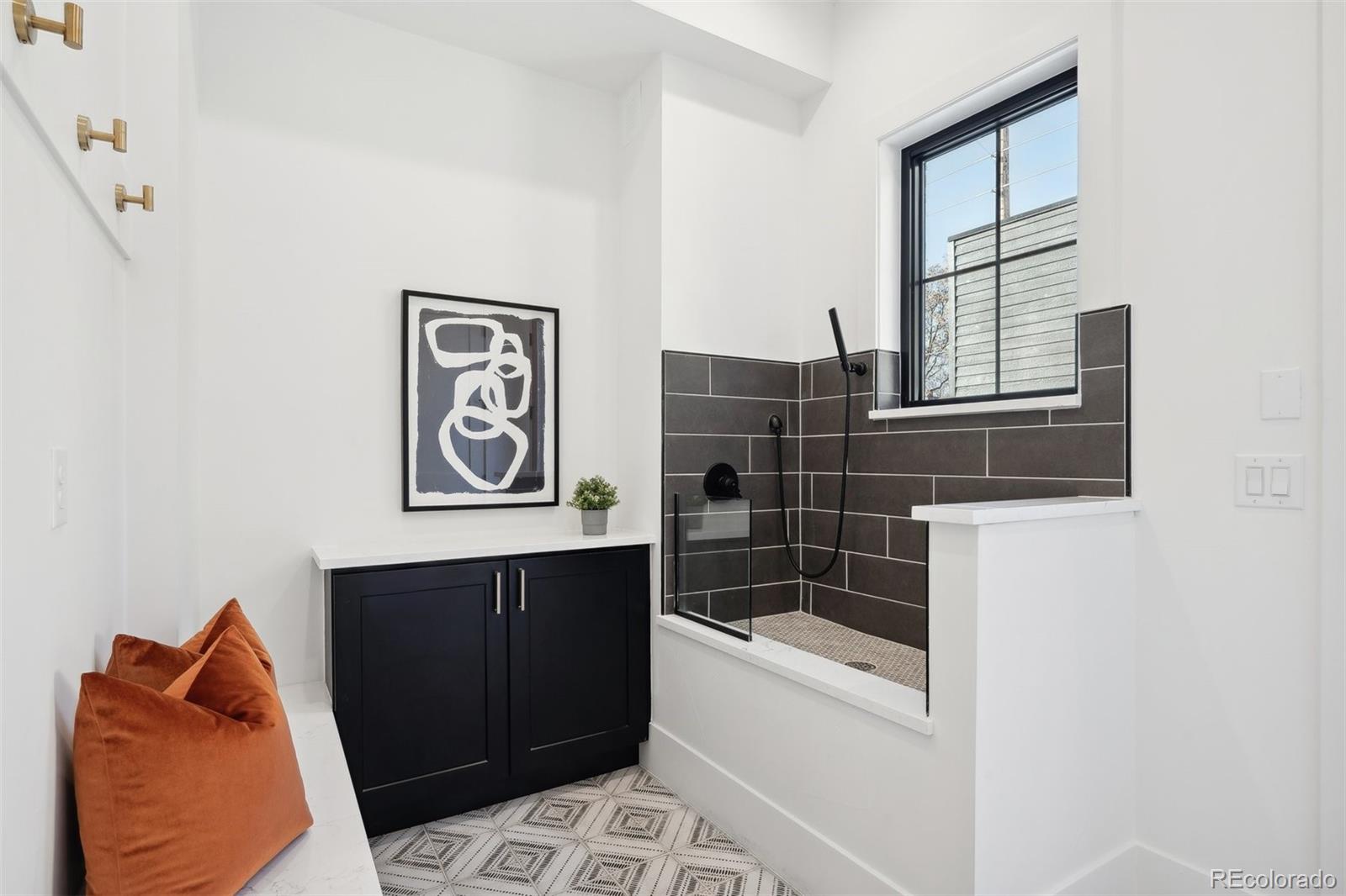 MLS Image #16 for 457 s vine street,denver, Colorado
