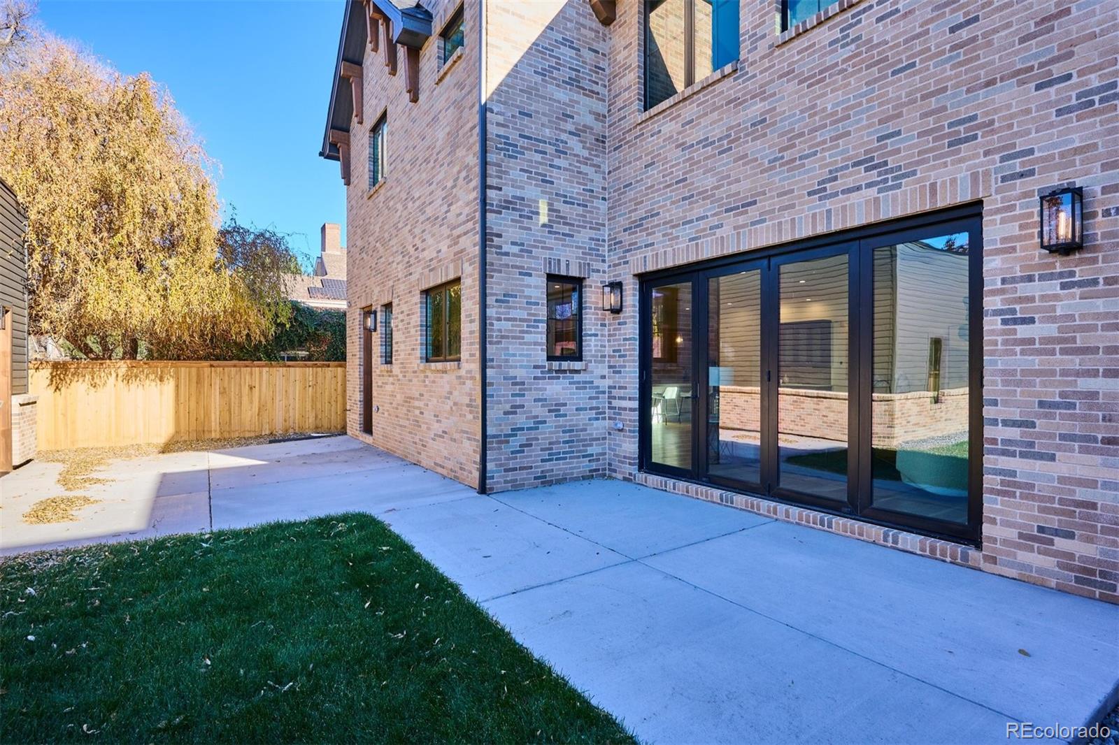 MLS Image #29 for 457 s vine street,denver, Colorado