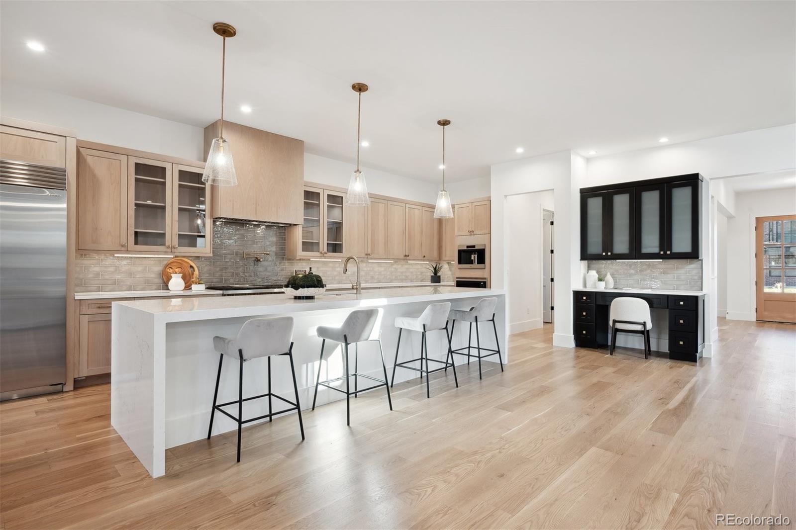 MLS Image #7 for 457 s vine street,denver, Colorado