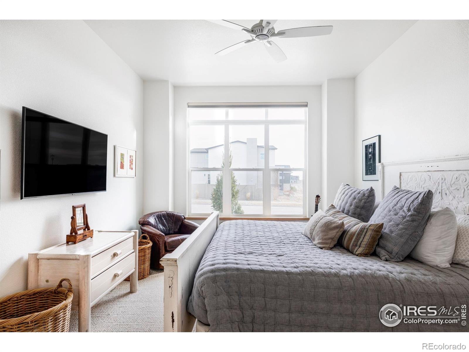 MLS Image #12 for 751 w grange court,longmont, Colorado