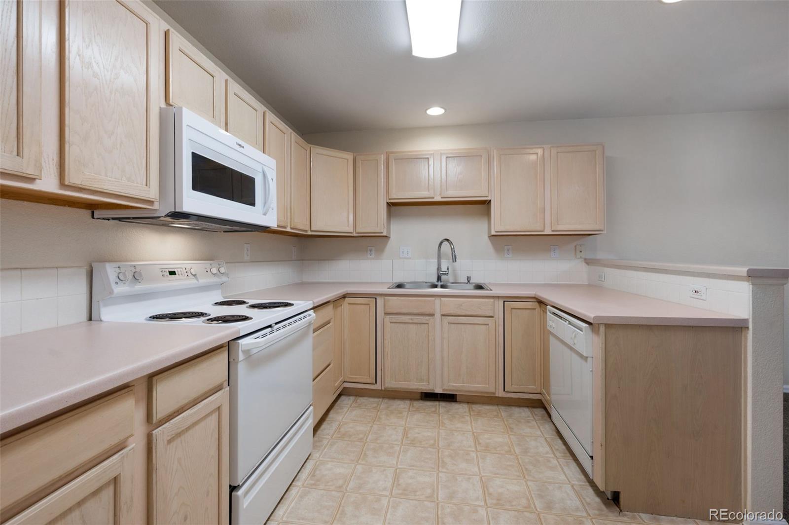 MLS Image #10 for 1708  victorian point,colorado springs, Colorado