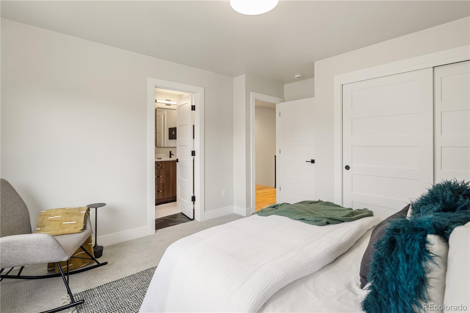 MLS Image #21 for 2143 n high street,denver, Colorado