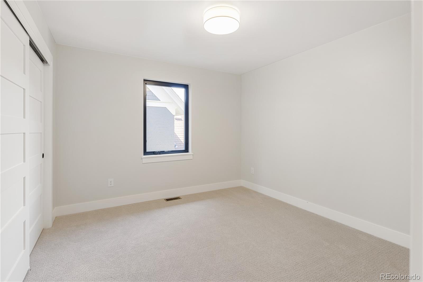 MLS Image #23 for 2143 n high street,denver, Colorado