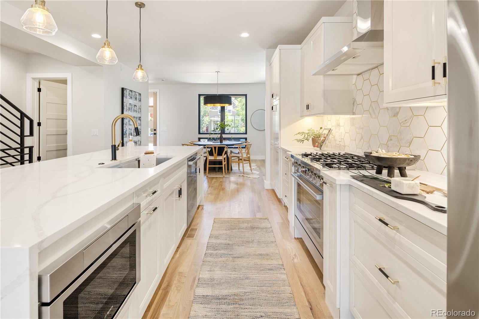 MLS Image #4 for 2143 n high street,denver, Colorado