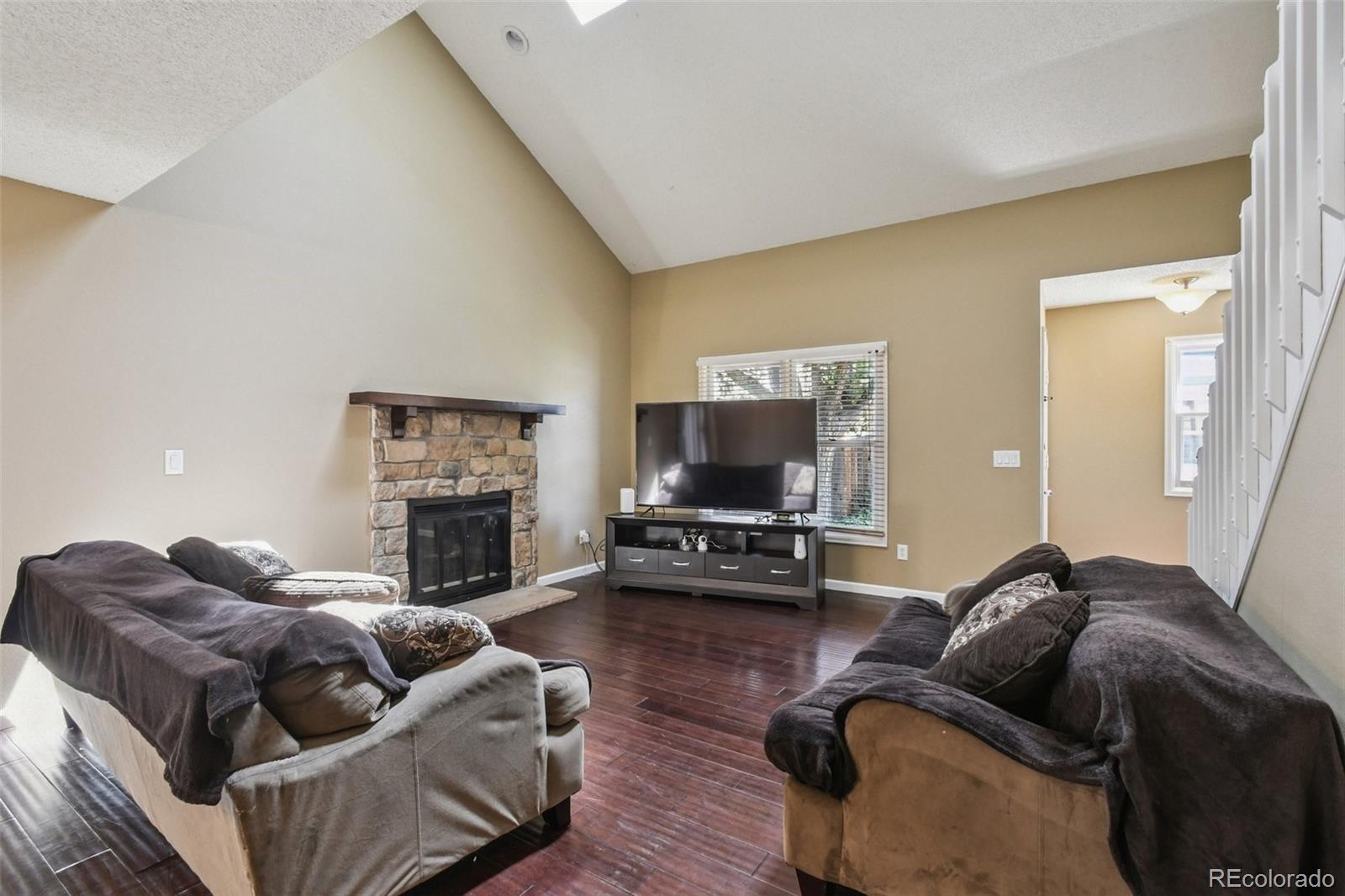 MLS Image #2 for 11623 e cornell circle,aurora, Colorado