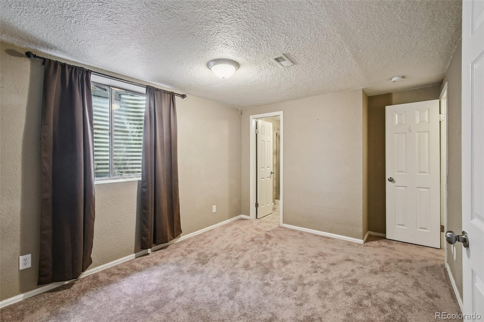 MLS Image #26 for 11623 e cornell circle,aurora, Colorado